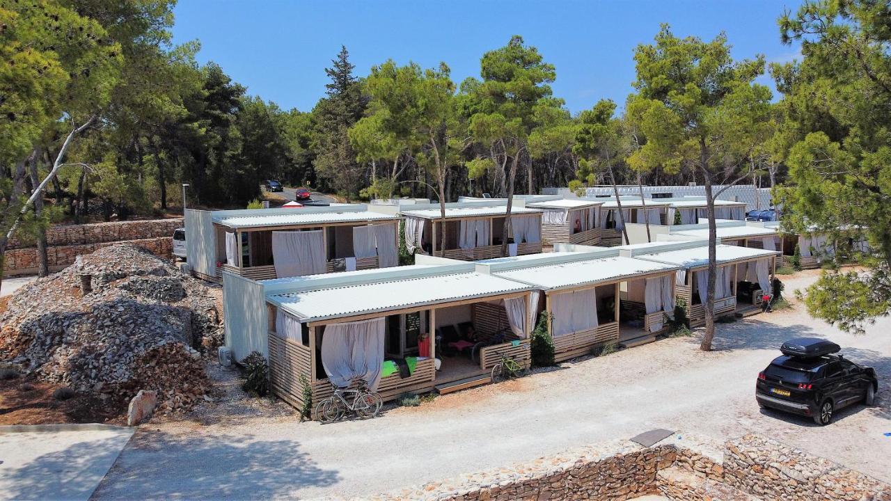 Boutique Camping Bunja Supetar Eksteriør billede