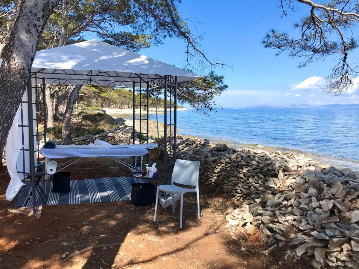Boutique Camping Bunja Supetar Eksteriør billede