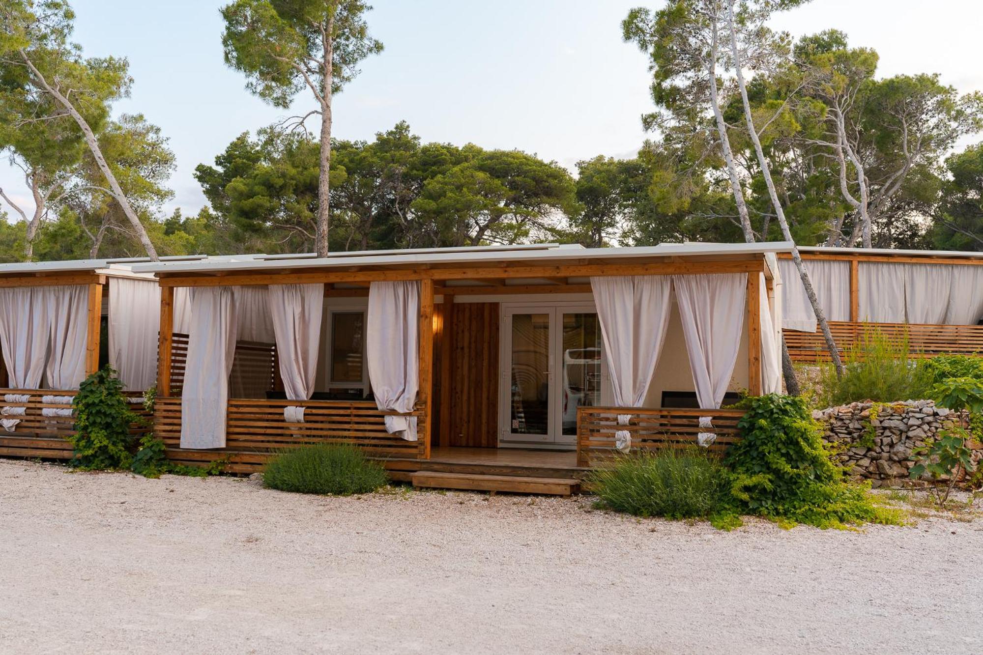 Boutique Camping Bunja Supetar Eksteriør billede