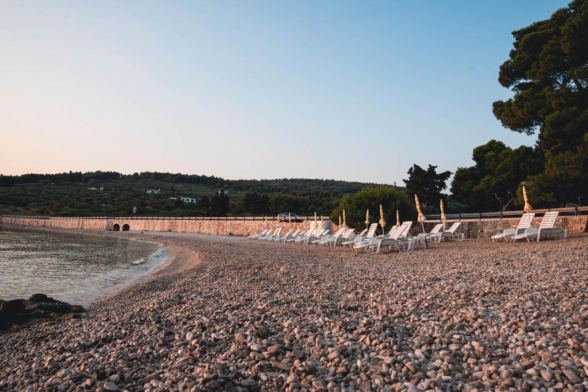 Boutique Camping Bunja Supetar Eksteriør billede