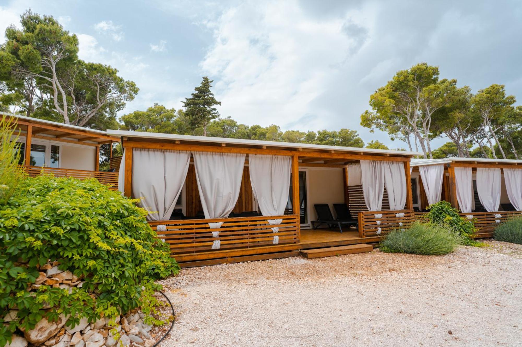 Boutique Camping Bunja Supetar Eksteriør billede